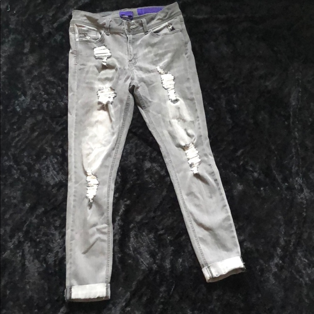 Distressed Jeans